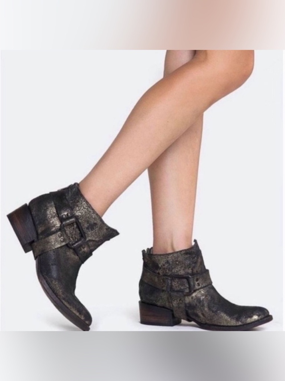 Freebird Phlow Distressed Gold Metallic Harness Boots Moto Western Boho 9 B36